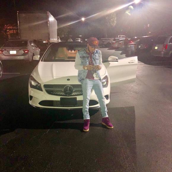 Meet your Posher, Thomas - Picture 1 of 1